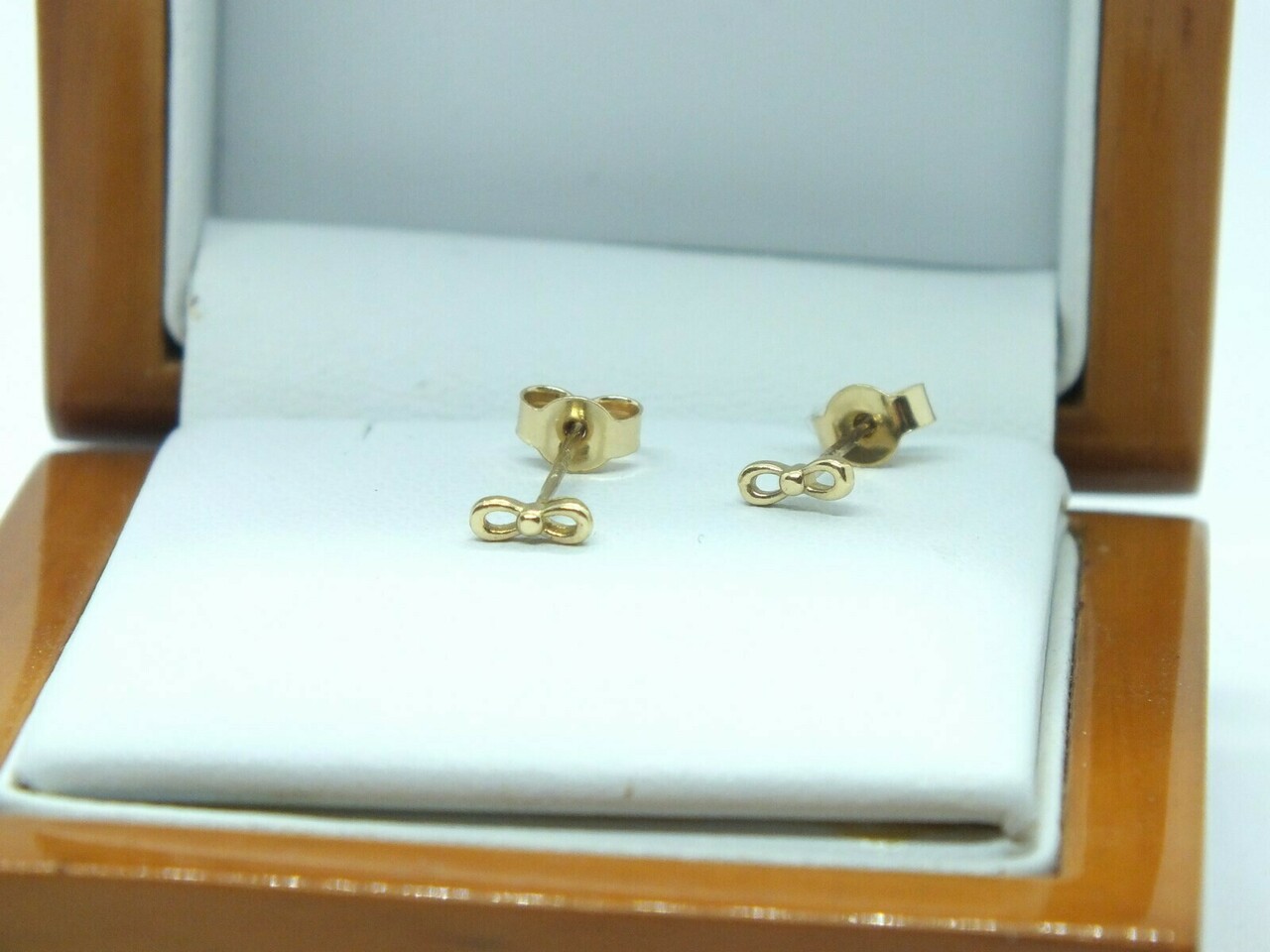 zlote-kolczykii-nieskonczonosc-pr585-051g-motyw-znak-nieskonczonosci