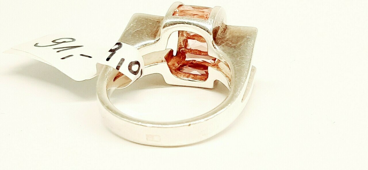 piekny-srebrny-pierscionek-kamien-17088-4194304