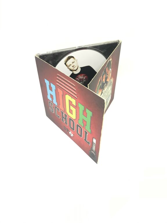 plyta-cd-bro-high-school-lwowska-55-nowy-sacz-sj