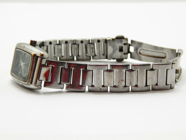 BESIDE CASIO LTP-1135