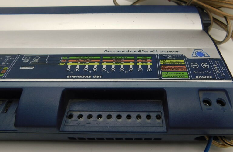 WZMACNIACZ AUDISON SRX5 500W