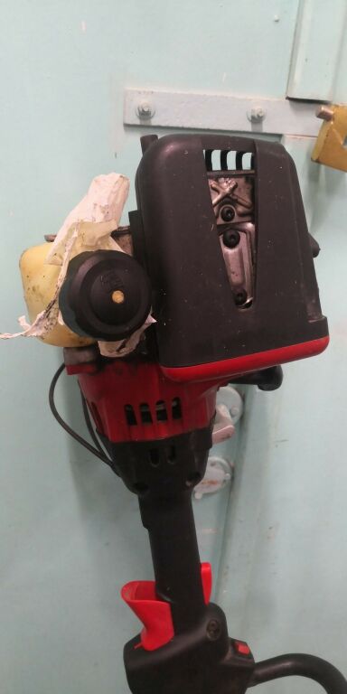 kosa-spalinowa-homelite-f2020-zasilanie-spalinowe