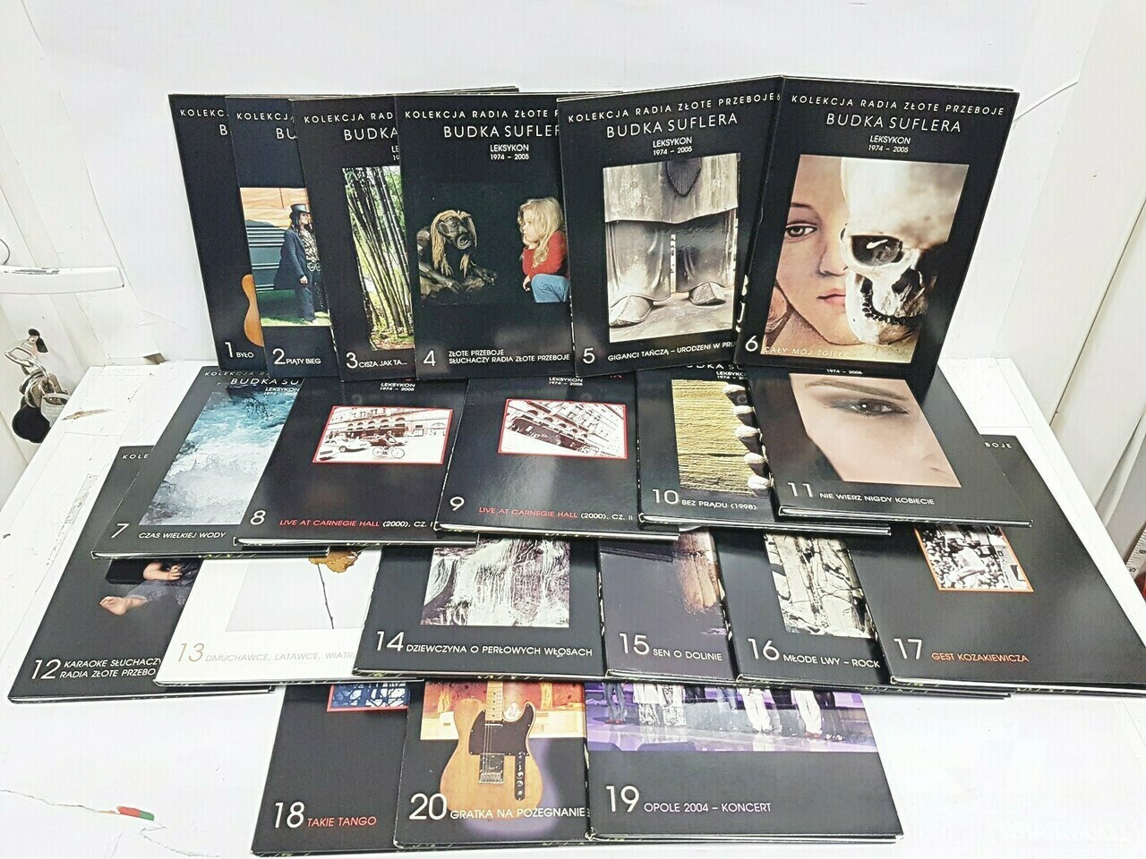 kolekcja-budka-suflera-zlote-przeboje-1-20-waga-z-opakowaniem-5