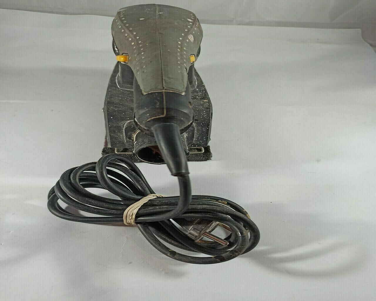 szlifierka-oscylacyjna-cmi-c-sws-200-b-sprawdz-marka-cmi