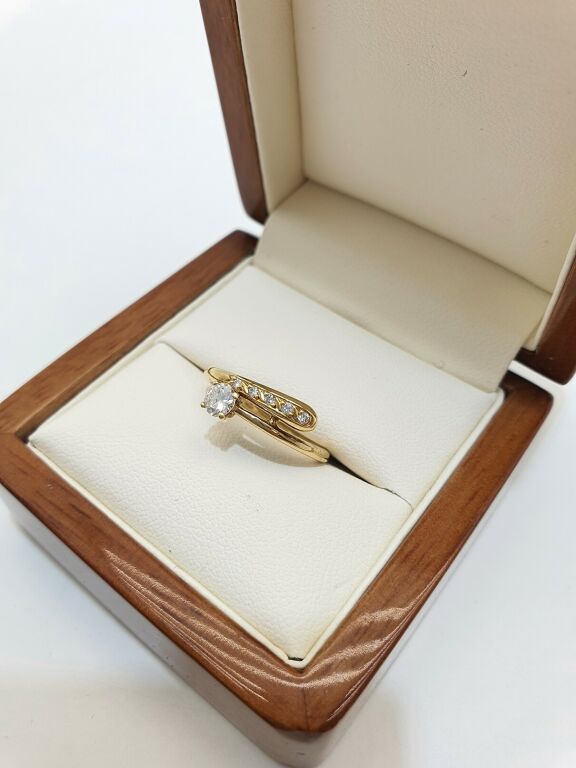 BRYLANT PIERŚCIONEK PR. 750 2,80 DIAMENT PREZENT