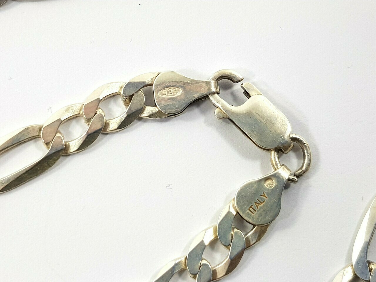 srebrny-lancuszek-meski-figaro-p925-1857-g-50cm-cechy-brak