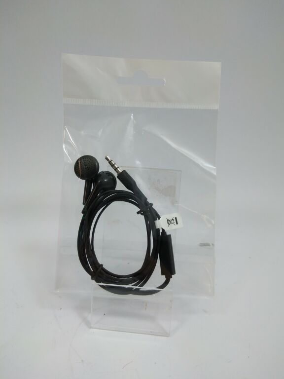 sluchawki-douszne-czarne-biale-osiedle-czecha-96-poznan