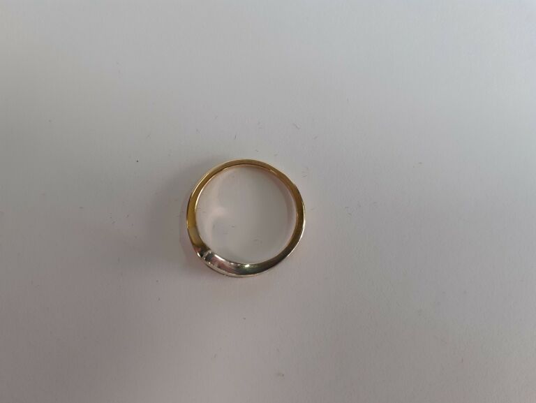 piekny-zloty-pierscionek-z-diamentami-pr-585-210g-rodzaj-wyrob-jubilerski