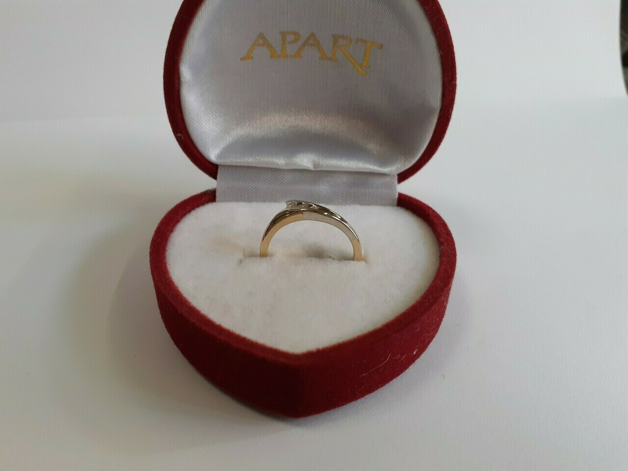 piekny-zloty-pierscionek-z-diamentami-pr-585-210g-kamien-diament