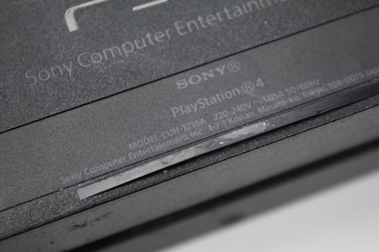 KONSOLA SONY PS4 500GB