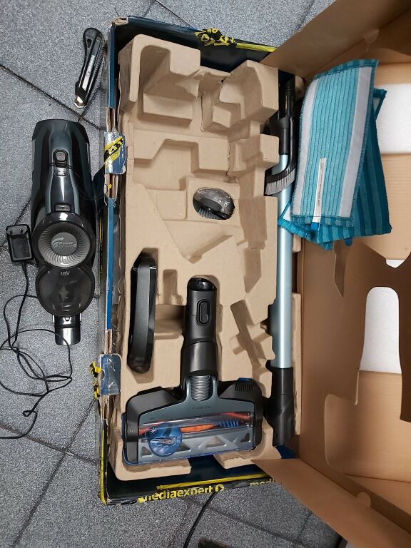 odkurzacz-philips-fc6901-01-bezprzewodowy-kolor-dominujacy-czarny