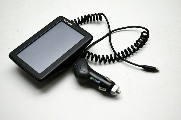 nawigacja-samochodowa-tomtom-4en42-gdanska-1-rypin