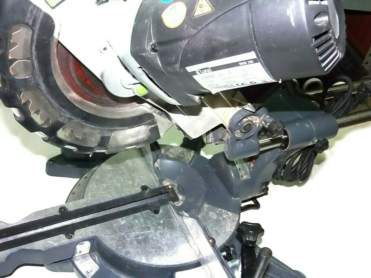 pila-ukosnica-luna-bms-250-stan-uzywany