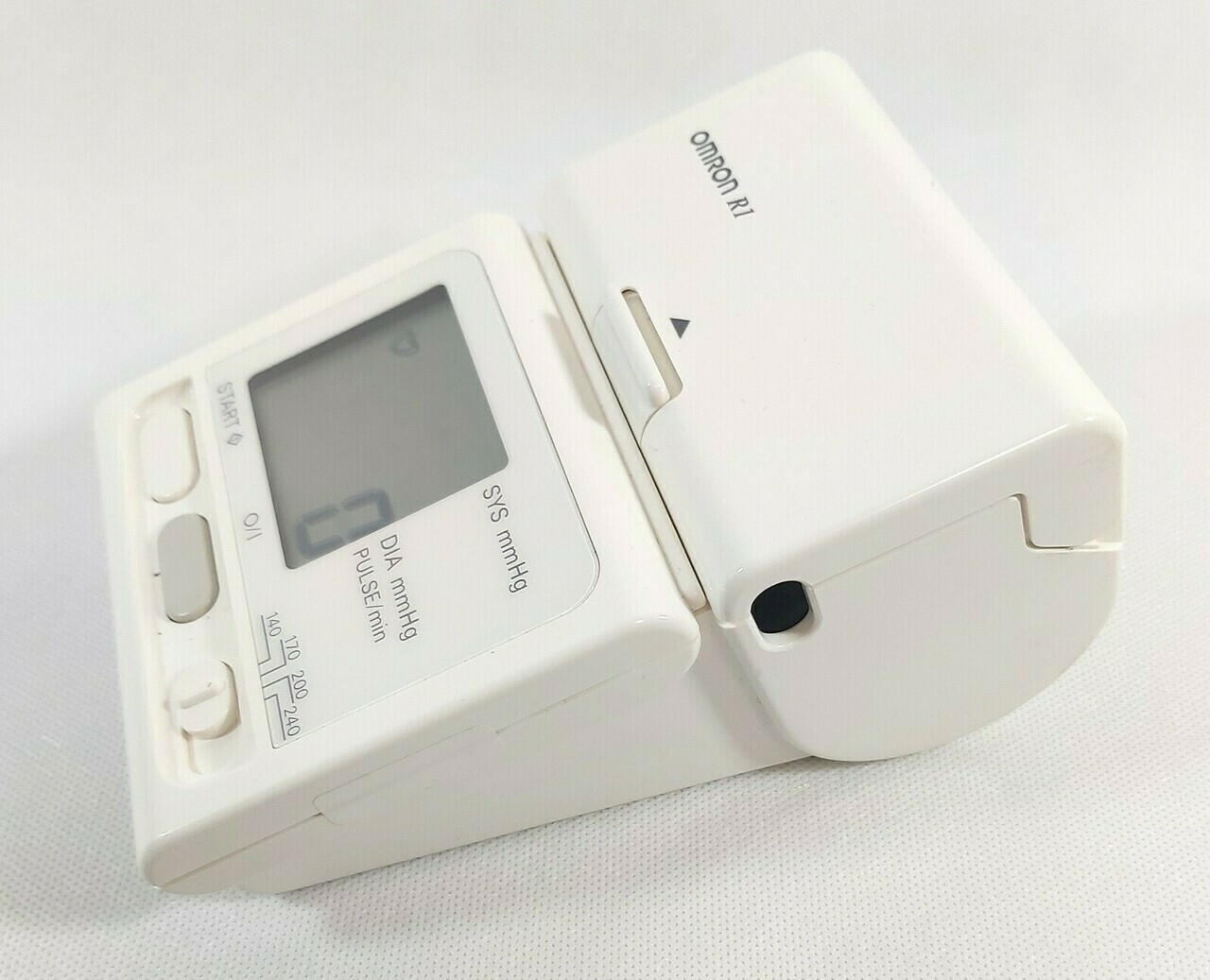 ciesnienomierz-omron-r1-hem-601-e-rodzaj-mankietu-standardowy