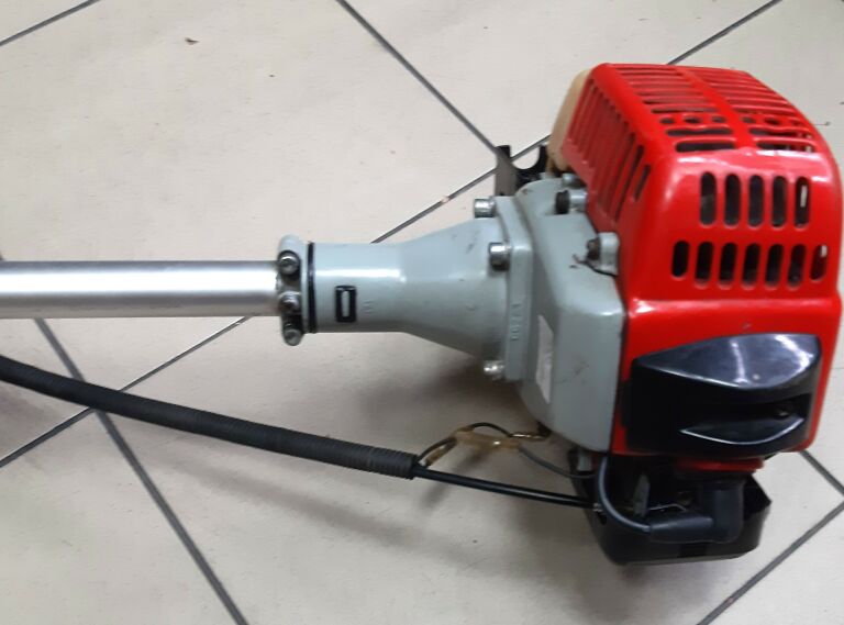 kosa-spalinowa-victus-bc26-waga-narzedzia-10