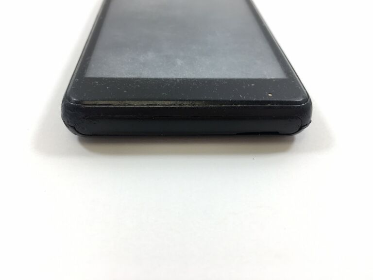 TELEFON SONY D2005