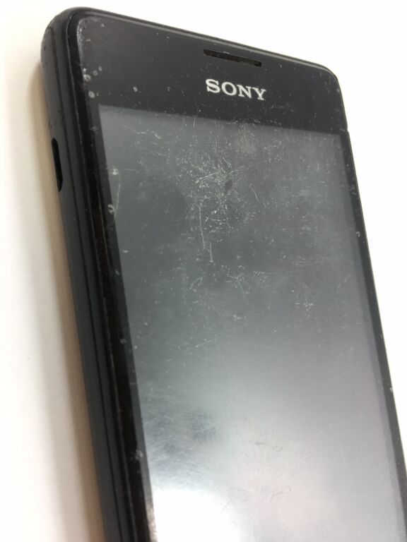 TELEFON SONY D2005