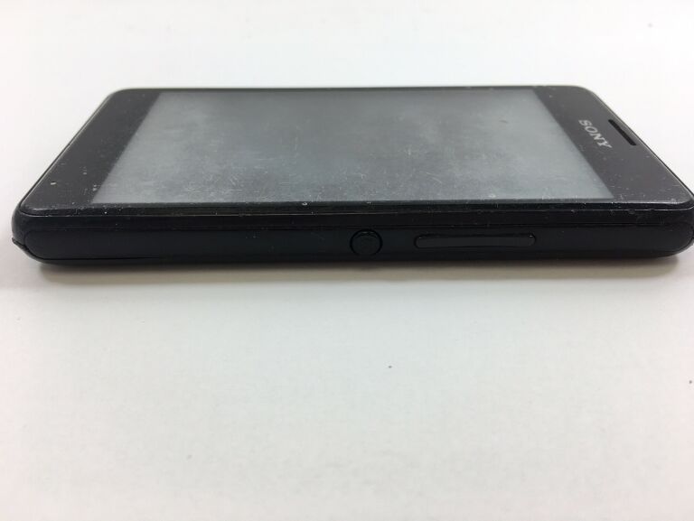 TELEFON SONY D2005