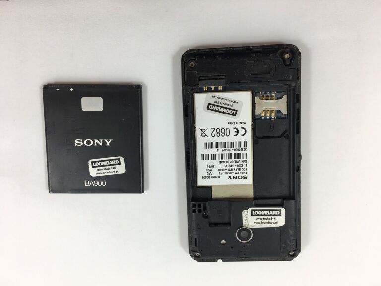TELEFON SONY D2005