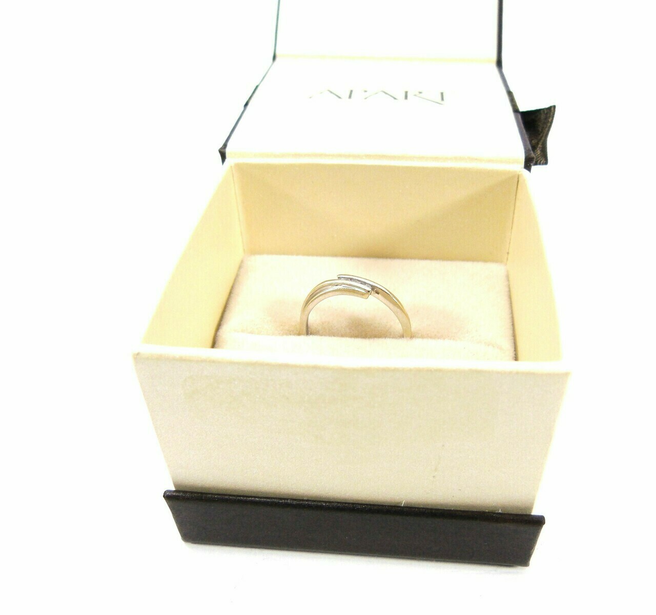 pierscionek-z-bialego-zlota-585-z-brylantami-r11-kamienie-221-1