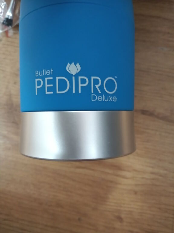 ELEKTRYCZNA TARKA DO PIĘT STÓP PEDIPRO