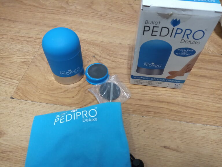 ELEKTRYCZNA TARKA DO PIĘT STÓP PEDIPRO