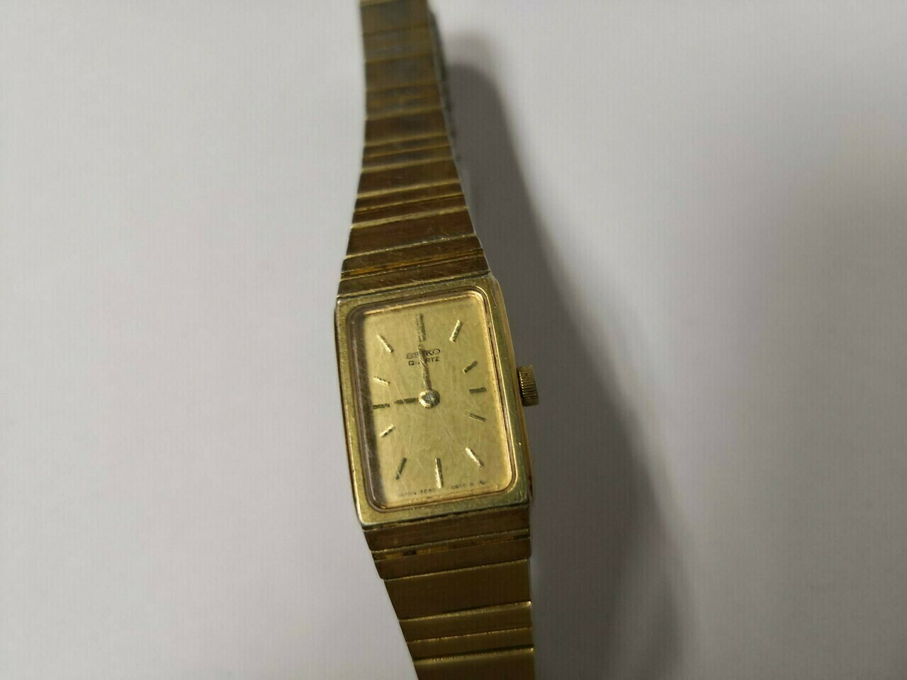 zegarek-seiko-2e20-5389-damski-na-bransolecie-plwolnosci-9-10-sj-sycow