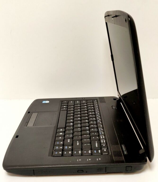 laptop-emachines-e720-przekatna-ekranu-154