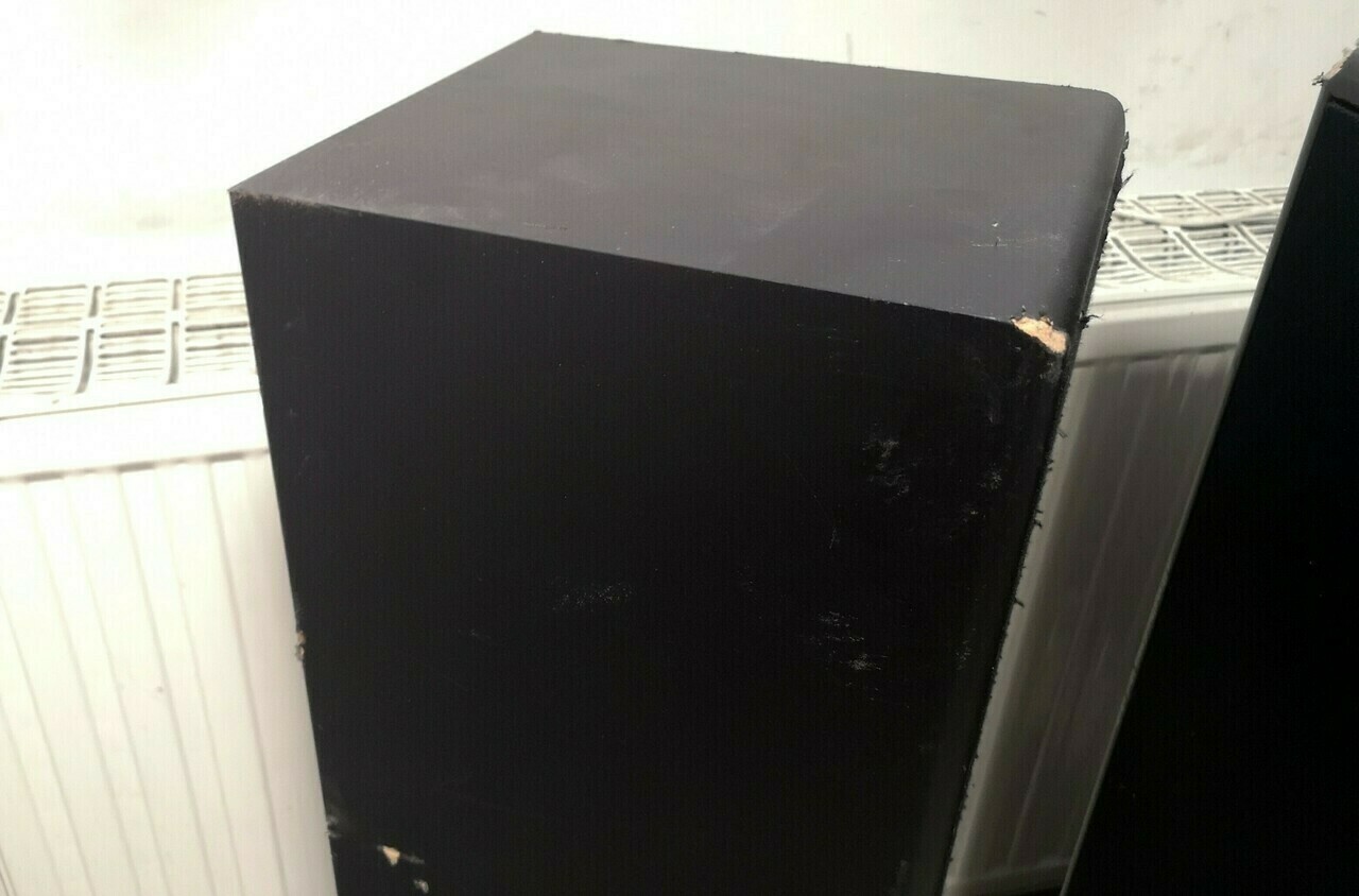 kolumny-jbl-tlx-320-model