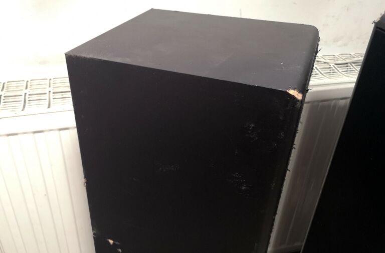 kolumny-jbl-tlx-320-model