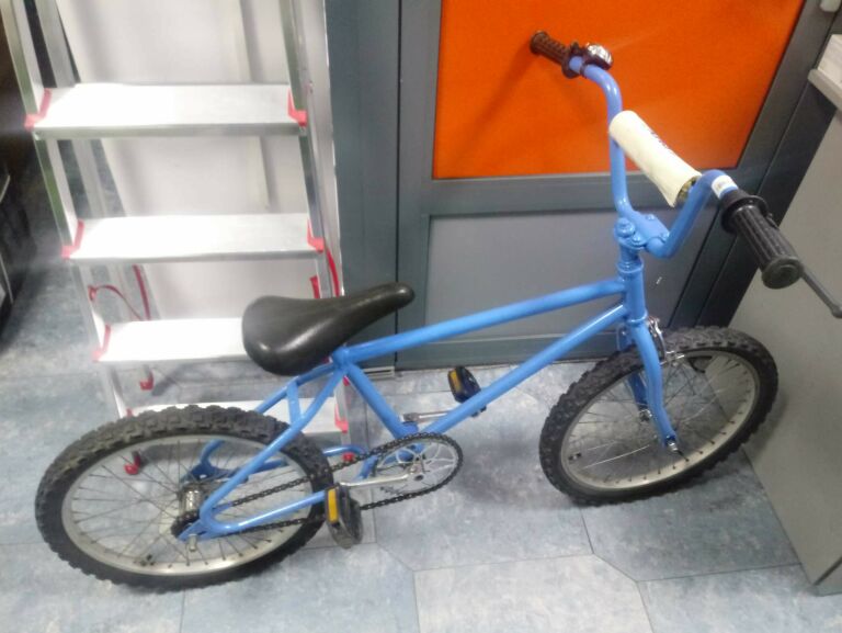 ROWER BMX NIEBIESKI