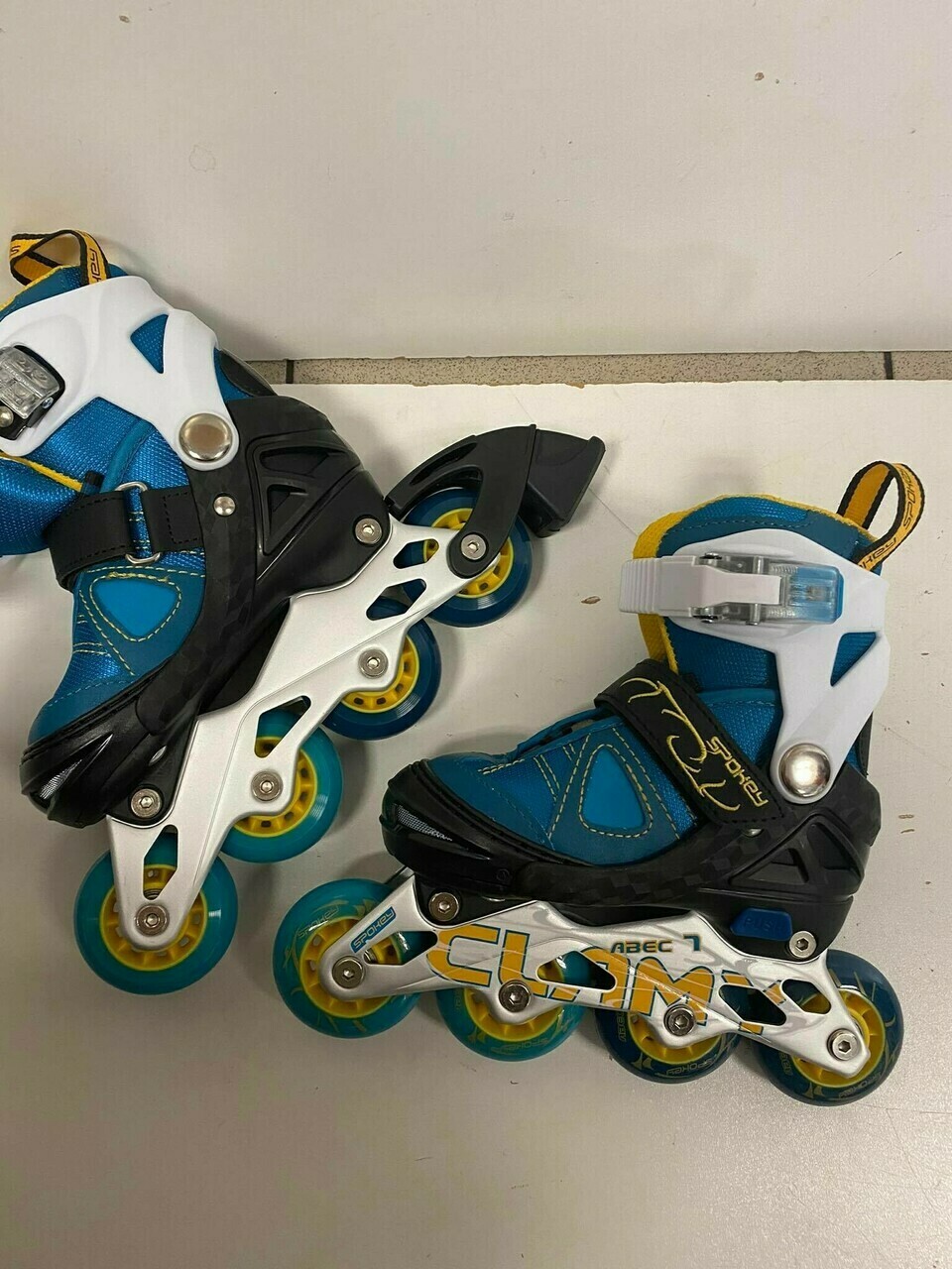 rolki-regulowane-spokey-clamy-839454-30-33-rozmiar-stan-uzywany