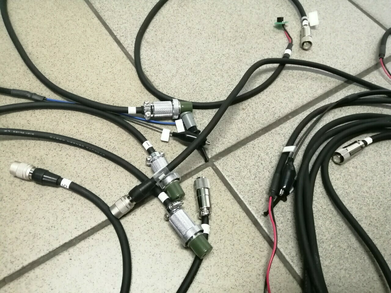 okablowanie-estradowe-14-sztuk-marka-inna