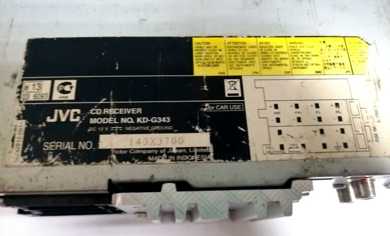 radio-samochodwe-jvc-kd-r-441uszkodzone-rodzaje-odtwarzanych-nosnikow-usb