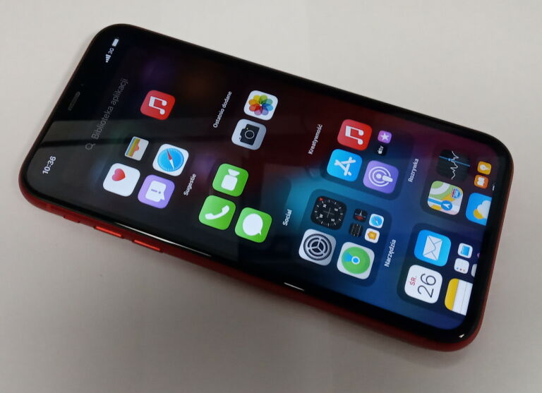 IPHONE 11 64 GB