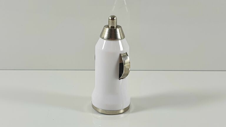 21-ladowarka-samochodowa-usb-5v-1000ma-ean-gtin-0749787070416