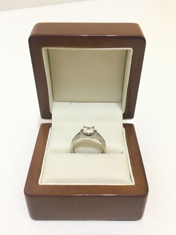 pierscionek-stan-nowy