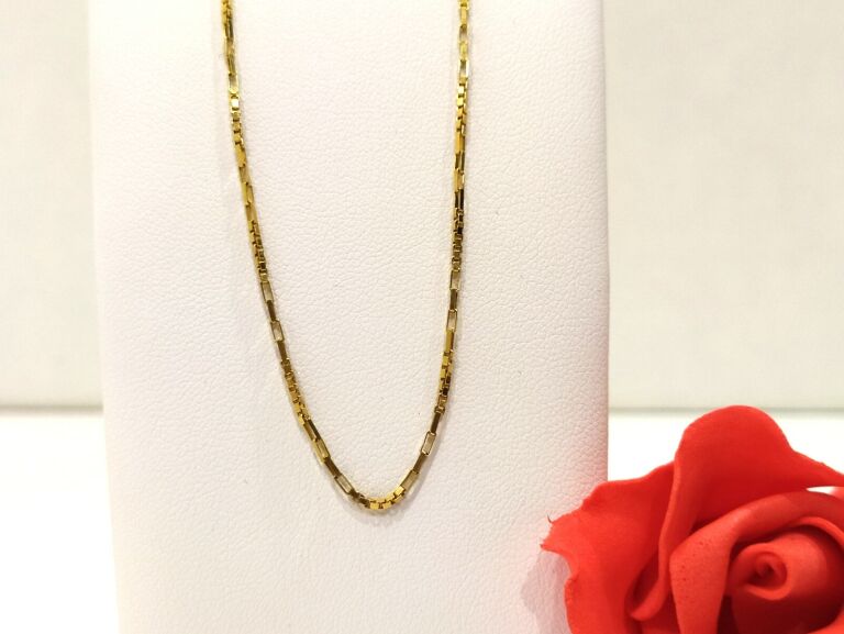 delikatny-zloty-lancuszek-585-rodzaj-2205-2