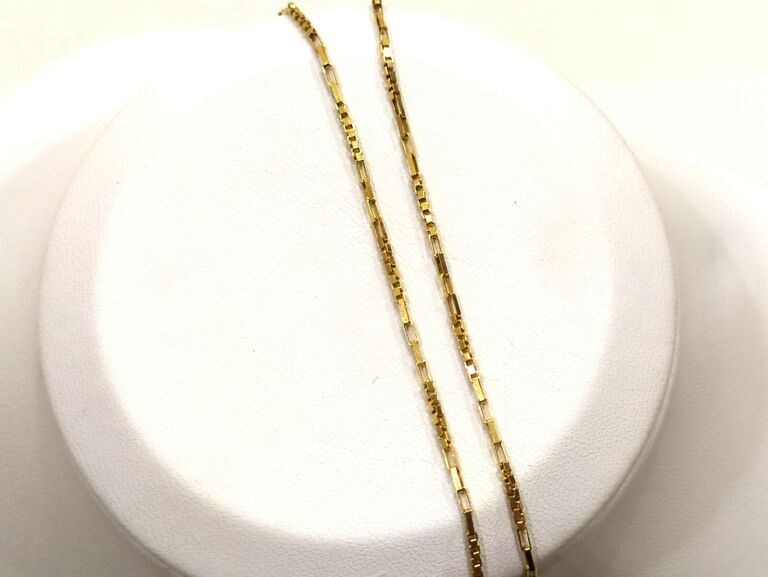 delikatny-zloty-lancuszek-585-material-15835-2