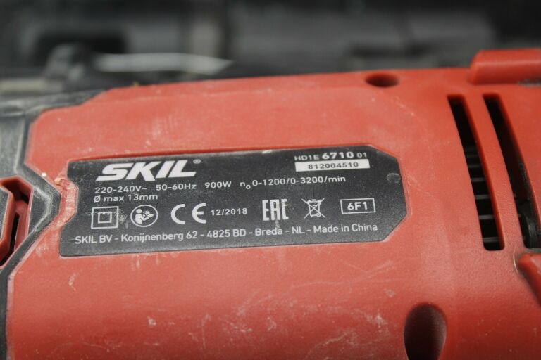MŁOTOWIERTARKA SKIL 900W HD1U 6710