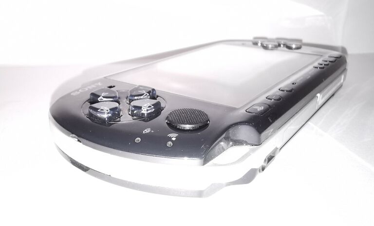 konsola-psp-3004-product-id