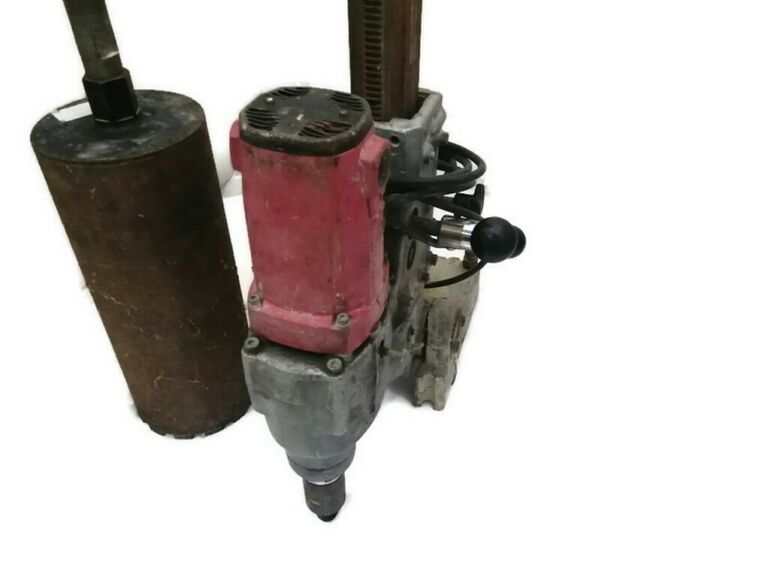 hakken-spz-10r-wiertnica-do-betonu-z-mocnym-silnikiem-i-wiertlem-stan-uzywany