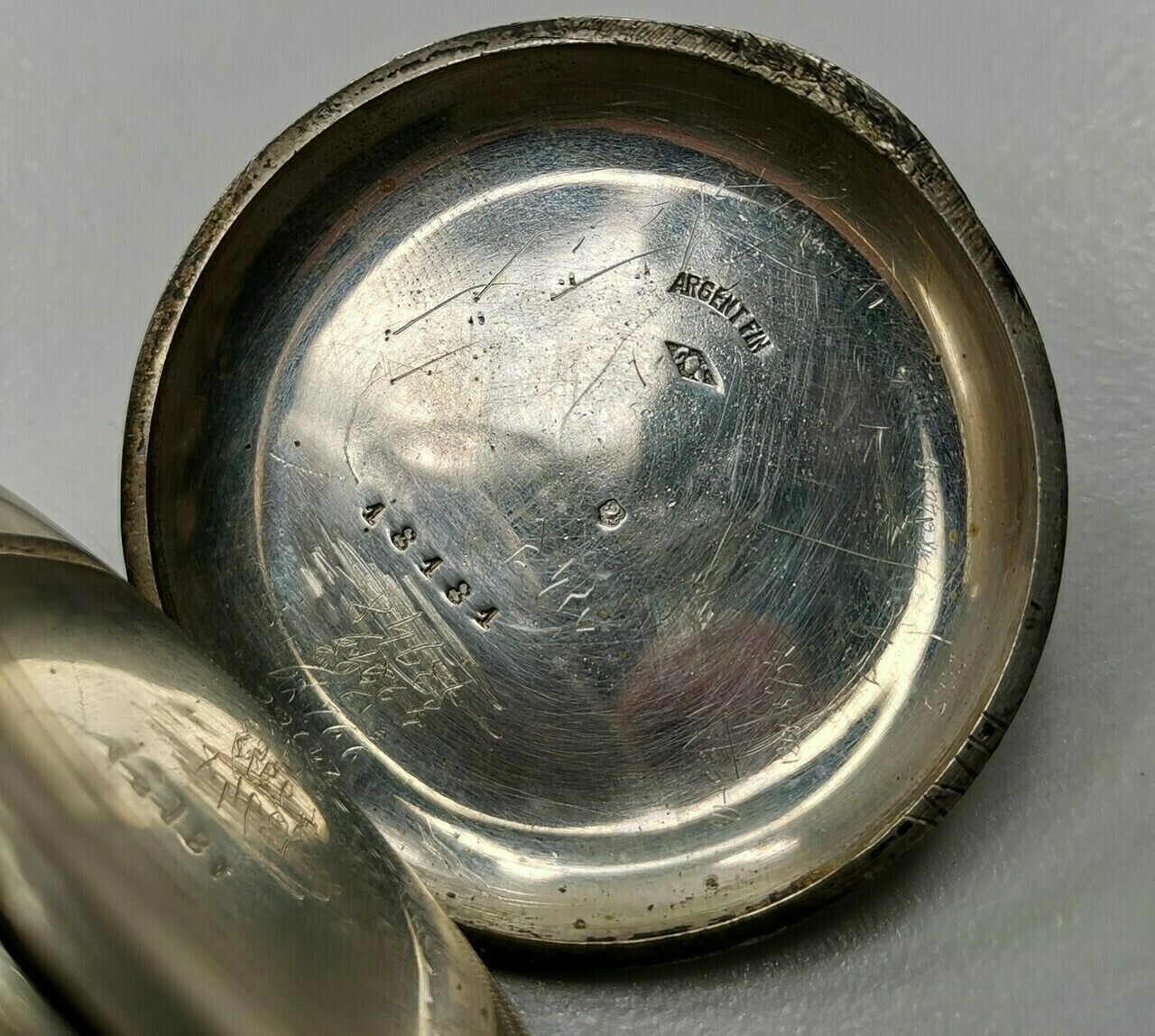 szwajcarski-stary-zegarek-kieszonkowy-srebrny-stan-po-renowacji