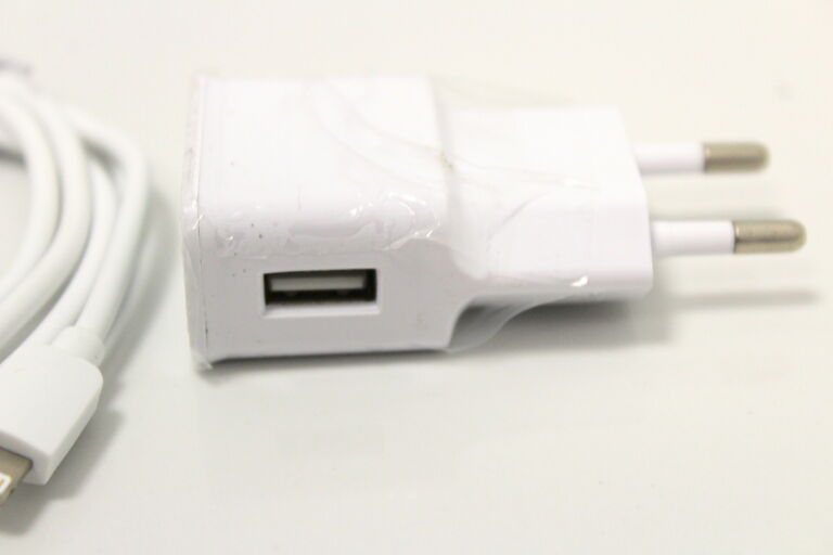 ladowarka-iphone-kod-producenta-028231