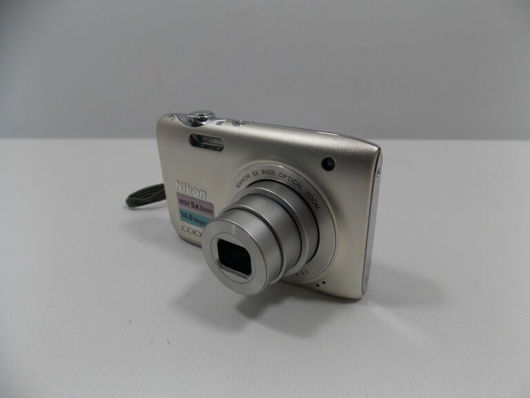 APARAT NIKON COOLPIX S 3100