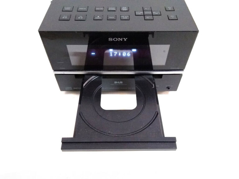 WIEŻA STEREO SONY HCD-BX77DBI DAB IPOD HIFI