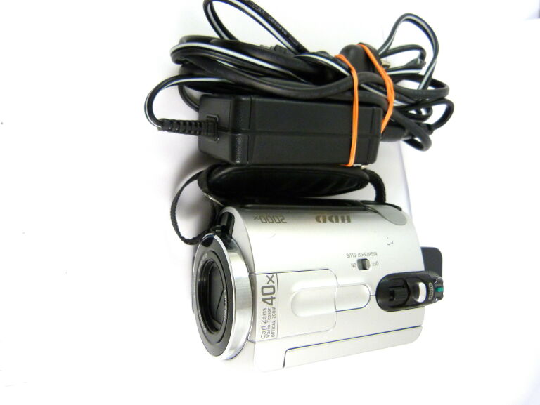 KAMERA CYFROWA SONY DCR-SR32 30GB