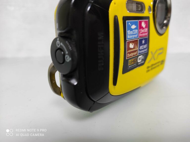 FUJIFILM FINEPIX XP70 USZKODZONY