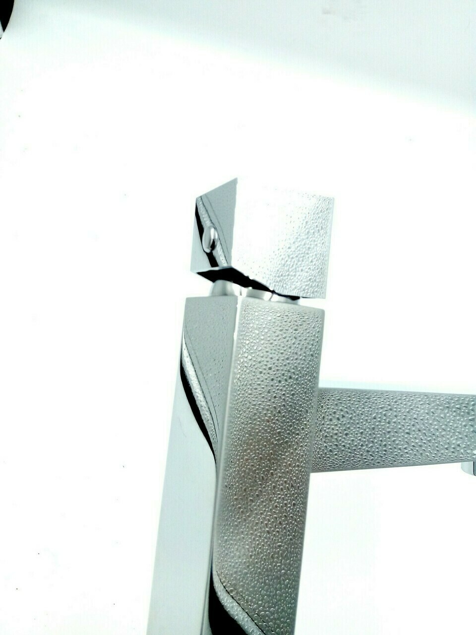 bateria-umywalkowa-rodzaj-baterii-bateria-umywalkowa