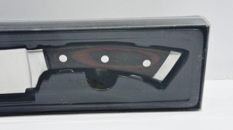 NÓŻ SANTOKU BUGATTI ERGO PAKKA